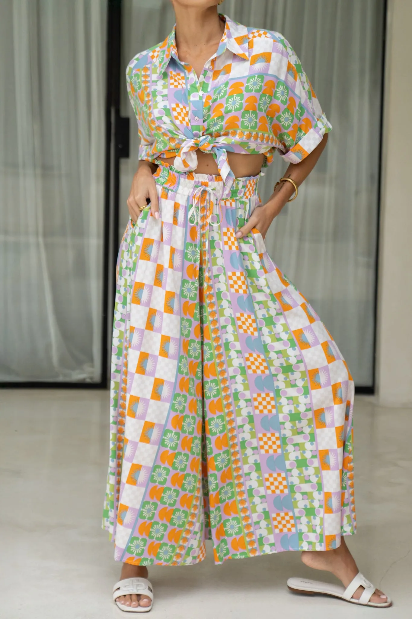 Annelie Multicolour Abstract Tile Wide Leg Cropped Pants