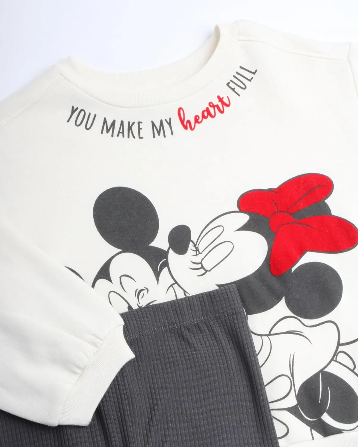Disney Girls Minnie Mouse Fleece Jogger Pants Set  Minnie Mouse Fleece Sweatshirt and Sweatpants (2T-6X)