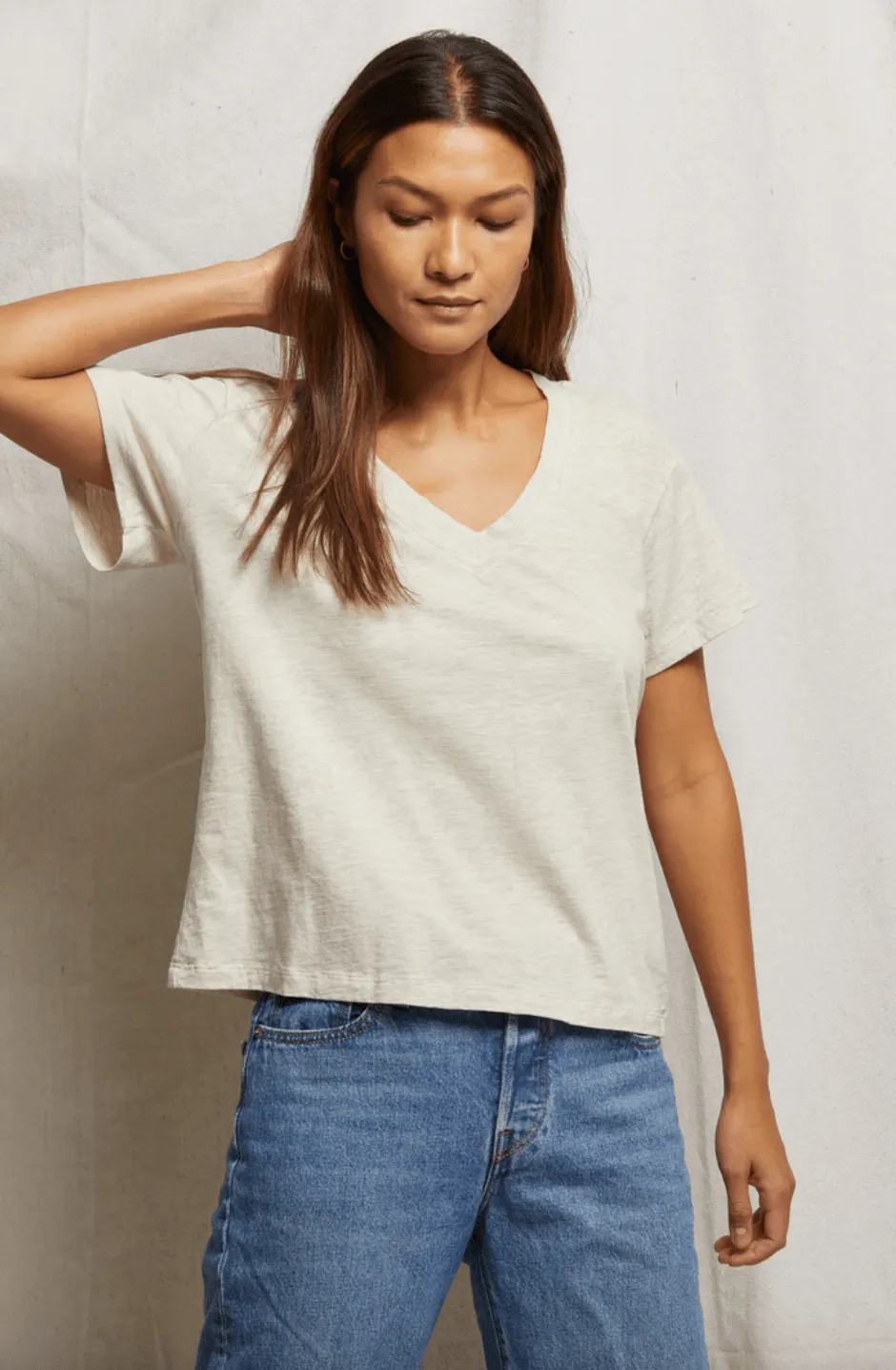 Hendrix Boxy V-neck Tee - Oatmeal