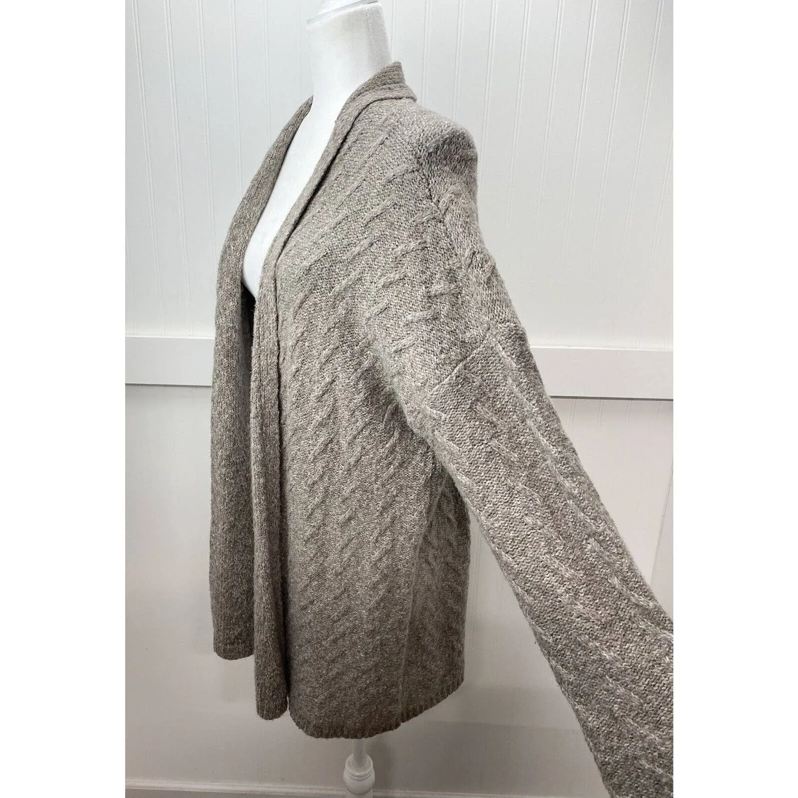 J. Jill Knit Cardigan Sz Medium Taupe/Brown Neutral Open Front Long Sweater EUC