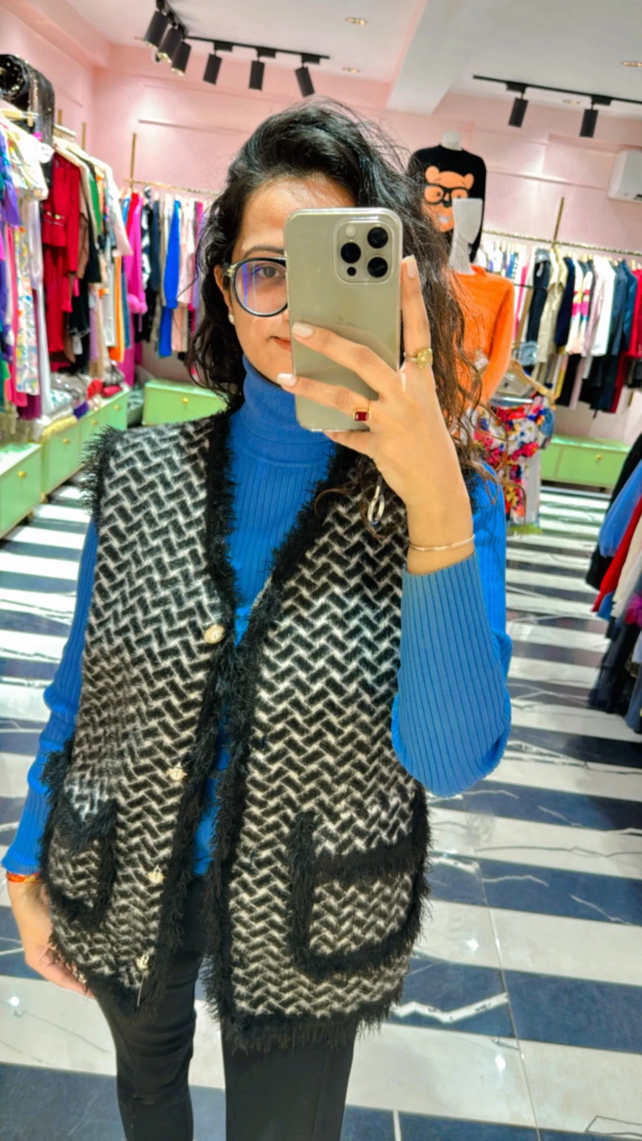 Pankh Woro Soft Wool Sleeveless Jacket Blazer