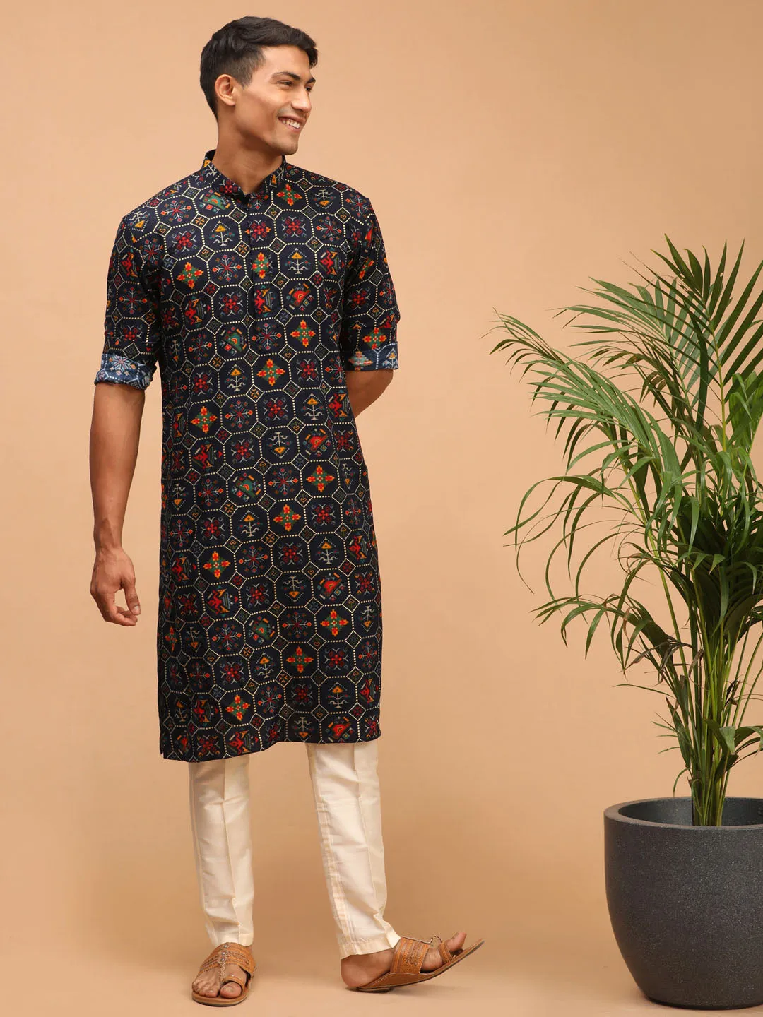 Vastramay Men's Blue Printed Kurta Set