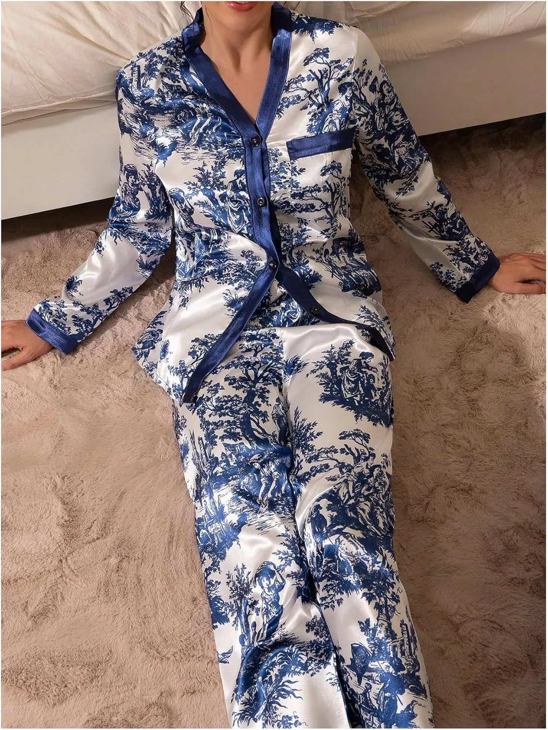 WDIRARA Women's Floral Print Satin Pajama Set 2 Piece V Neck Button Down Pants Pjs Sleepwear